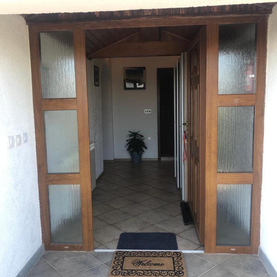 Apartman Villa Romana グロジュニャン エクステリア 写真