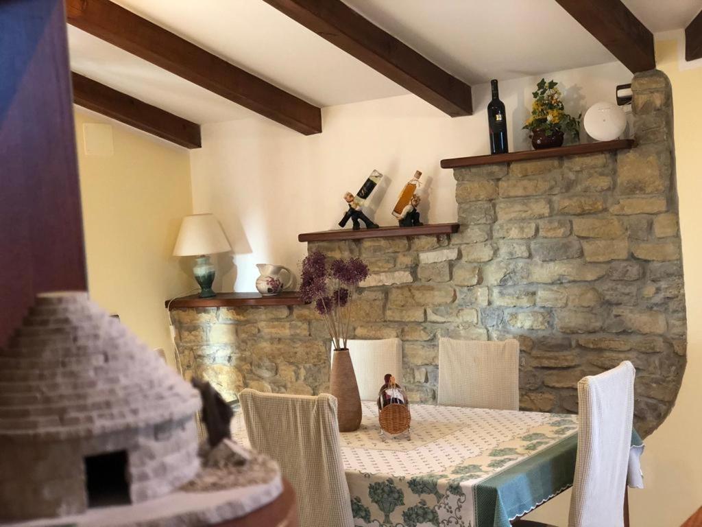 Apartman Villa Romana グロジュニャン エクステリア 写真